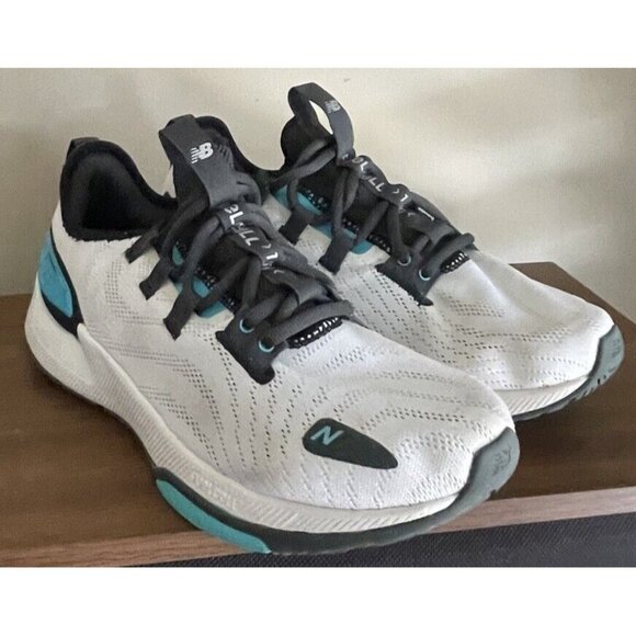 New Balance Men's FuelCell 100 V2 Cross Trainer Men’s 7/Women’s 8.5 - Picture 8 of 9